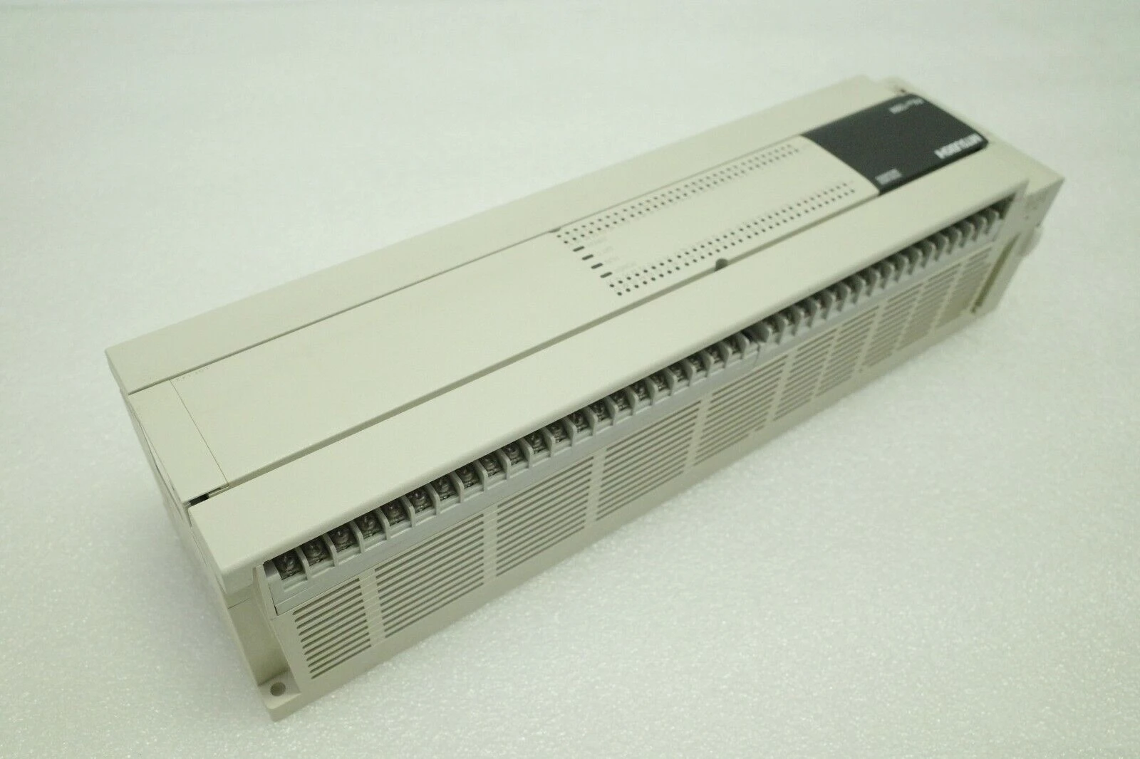 

Б/у телефон, на складе, готов к отправке