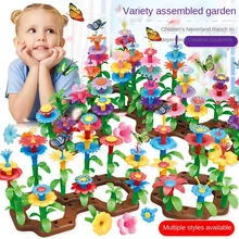 

hildren's Variety Assembling Garden World Set Intellectual Development DIY Plastic Toys