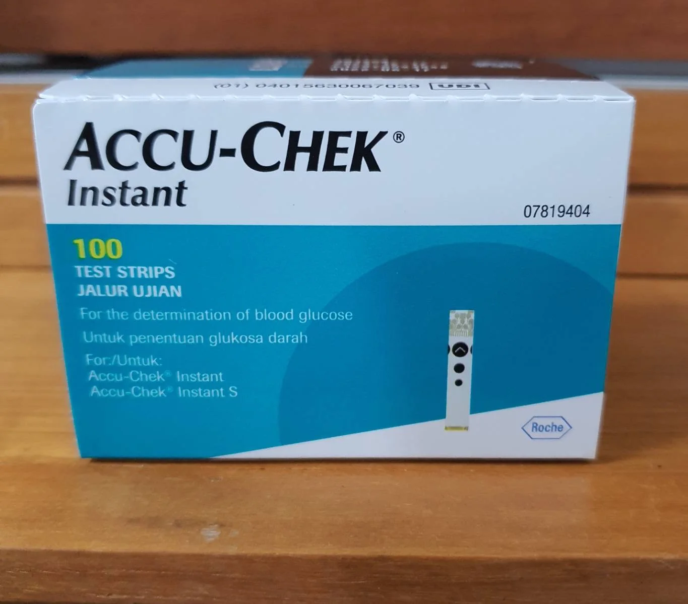 Blood glucose strips Accu Chek Instant 50/100pcs Test Strips (Expiry:2026-09)