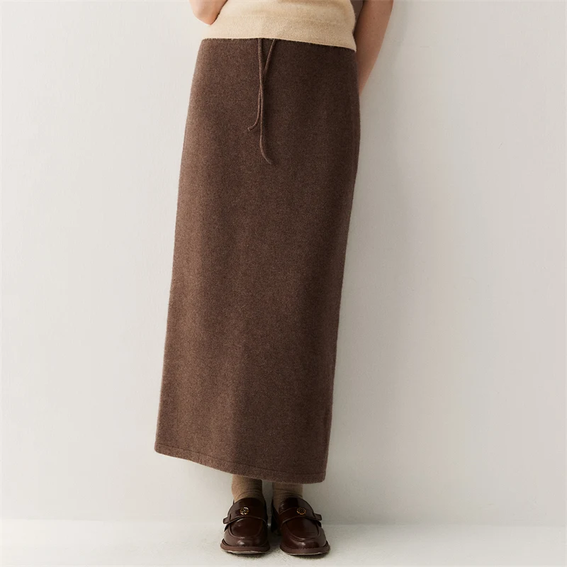 Women's pure cashmere long skirt detail