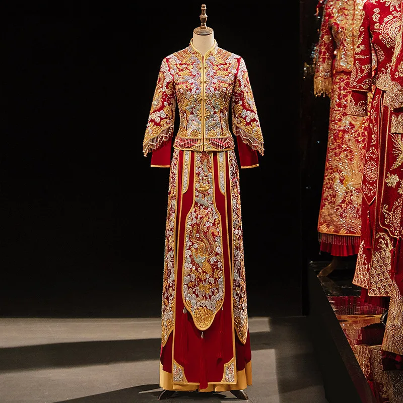 

Chinese Traditional Rhinestones Wedding Dress Cheongsam Dragon Phoenix Clothing Qipao Embroidery Red Satin Tops For Woman Gown