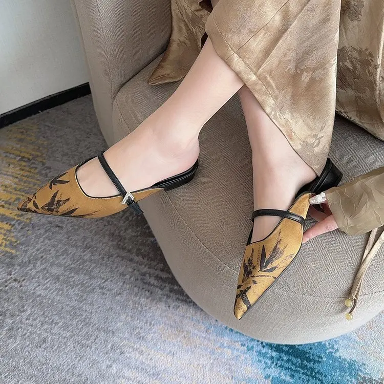 

Женские туфли на низком каблуке, блестящие Шлепанцы из хлопчатобумажной ткани, обувь из искусственной кожи в римском стиле, женские шлепанцы, низкие резиновые шлепанцы из искусственной кожи в римском стиле