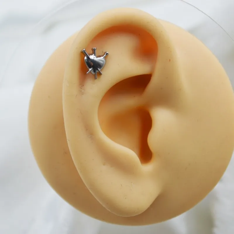

1pcs Body Jewelry 16G G23 Titanium Heart Shape Lip Labret Bar Ear Helix Tragus Rook Barbells Stud Piercing New