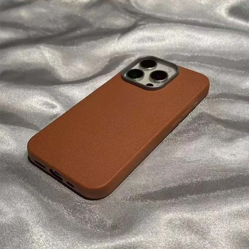 Elegant Shockproof Leather Silicone Phone Case - Soft Matte Finish, Premium Protection