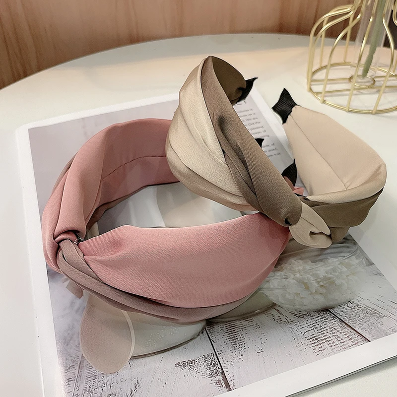 Рисунок 2 - Повязка на голову женская двухцветная