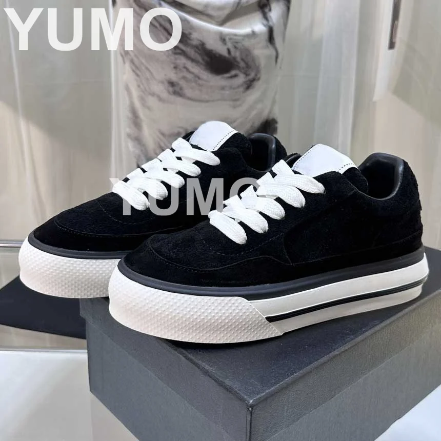 

2023 Women's Sneakers Autumn Winter Thick Sole Mixed Color Lace Up Single Shoes Velevt Outdoor Runway Casual Shoes Size 40