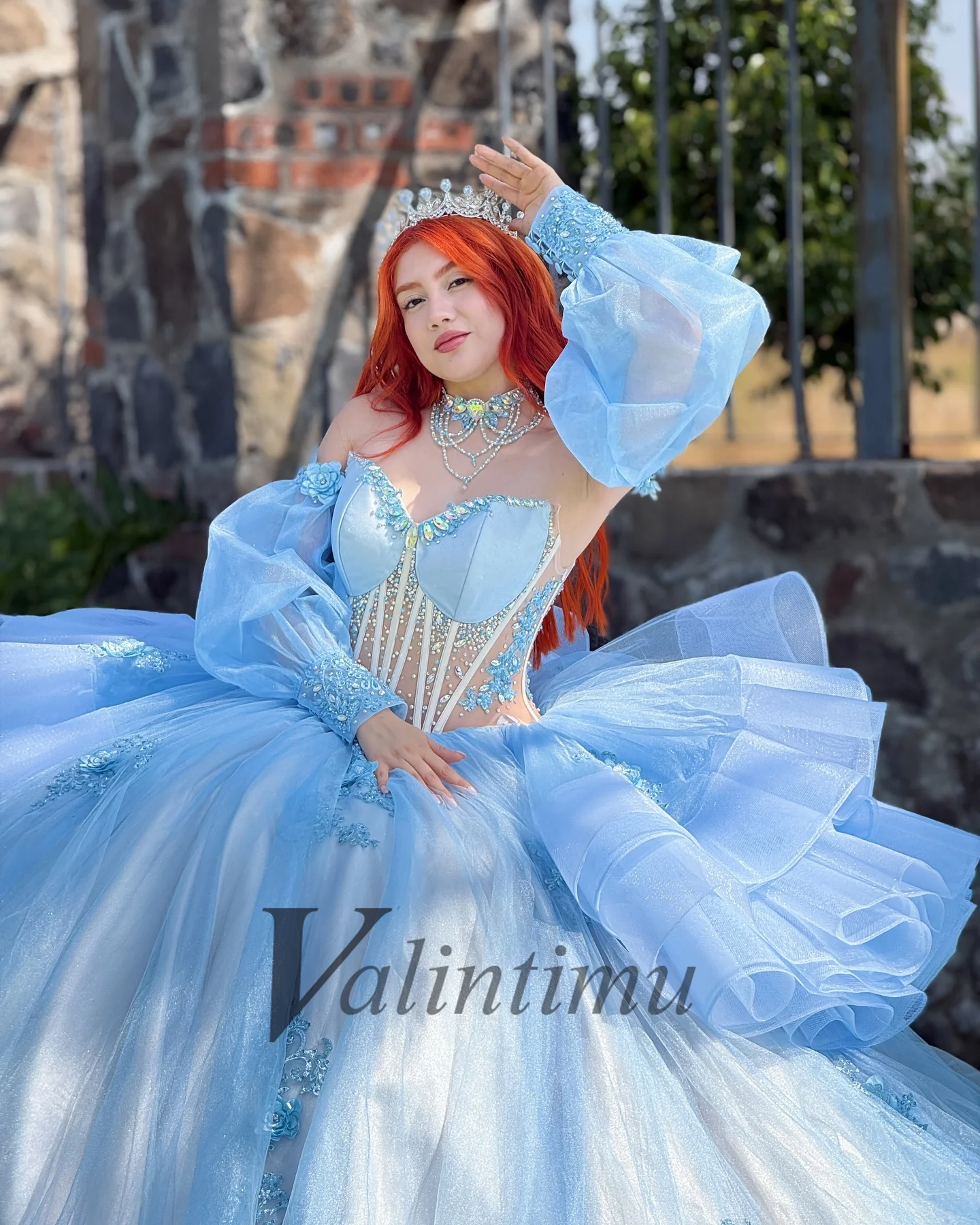 Valintimu Modern Ball Gown Quinceanera Dresses for Girl Tiered Tulle Detachable Sleeves Robe Quinceanera Rouge Customized