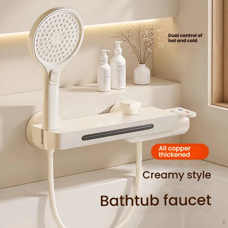 ก๊อกน้ำตกอ่างอาบน้ำสีขาวนม พร้อมปุ่มควบคุมการไหลของน้ำแบบแรง สำหรับเปลี่ยนระหว่างน้ำร้อนและน้ำเย็น ชุดฝักบัว 1