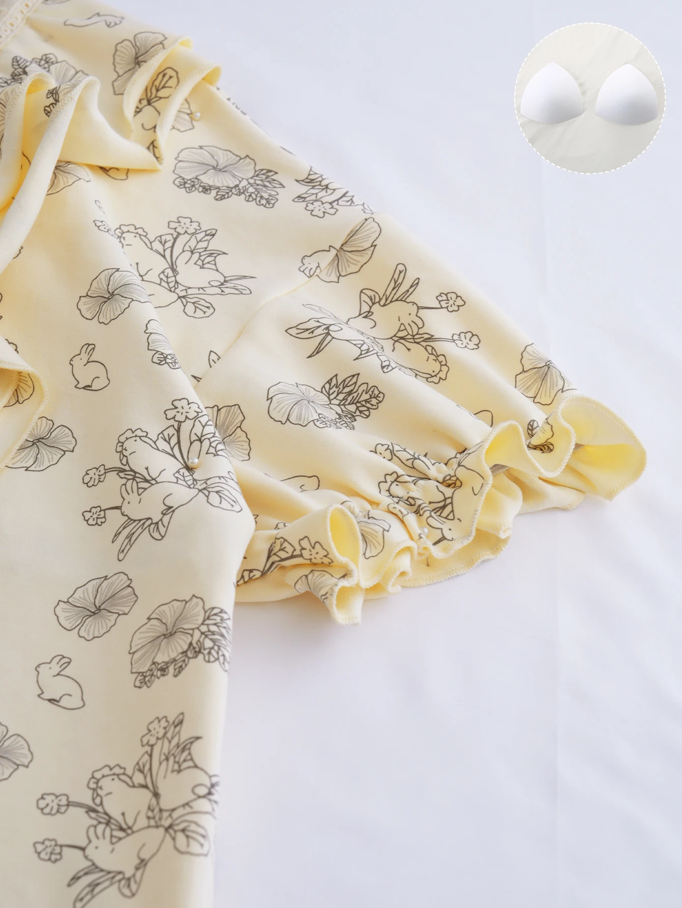 يمكن ارتداؤها كملابس خارجية ذات قيمة جمالية عالية...