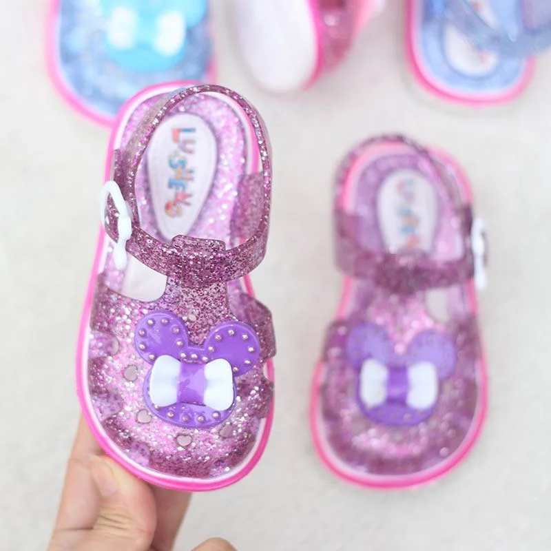 Girl sandals new fashion little girl princess shoes open toe primary school Korean version of summer children's crystal sho