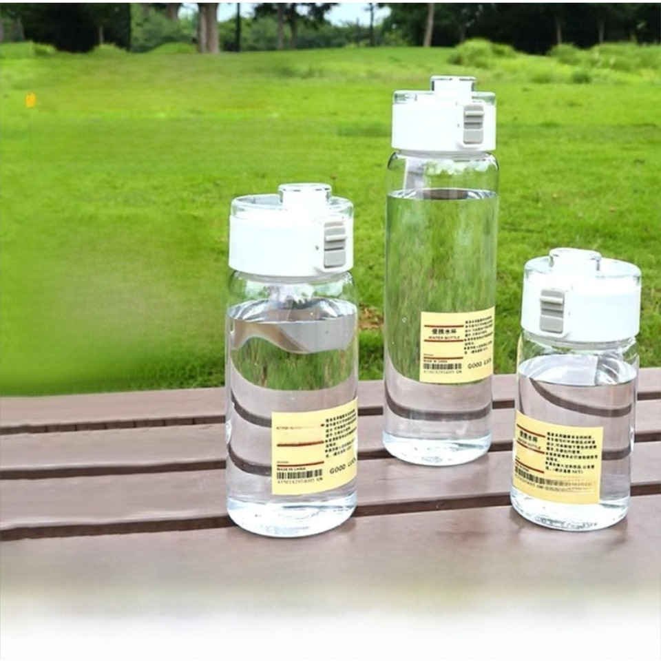 High appearance men's and women's plastic cups with durable handles and tea compartments, portable water cups