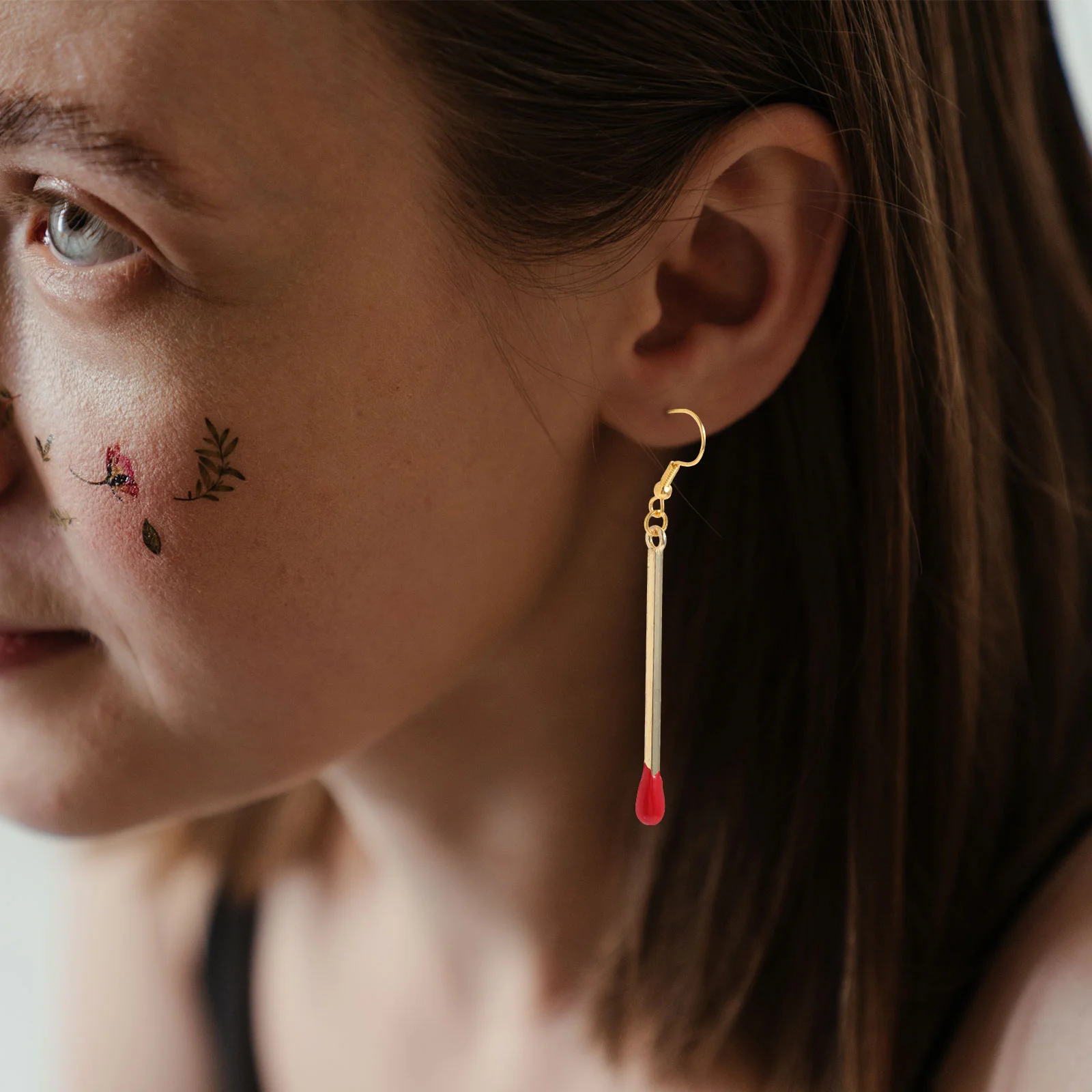 Рисунок 6 - Серьги-подвески в виде спичек