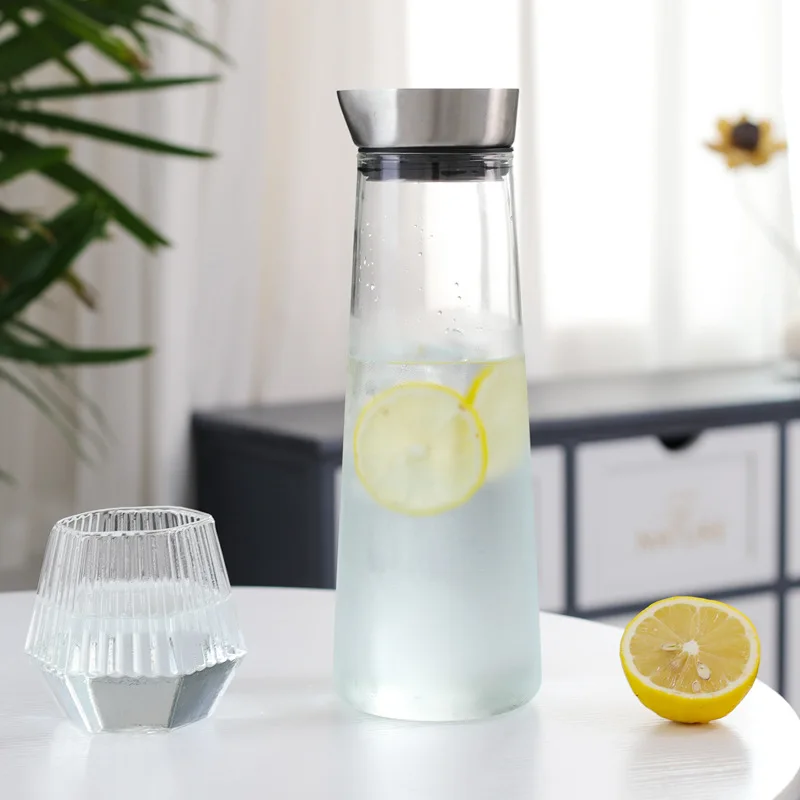 1000mL 1500ml Thickened Glass Big water bottle Juice Glass Pitcher Bottle  ith Stainless Steel Lid Carafe Kitchen Refrigerator