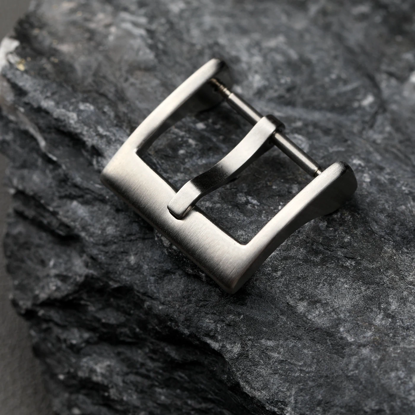 Premium Matte 316L Stainless Steel Leather Strap Buckle in Silver, Black, Gold, and Rose Gold