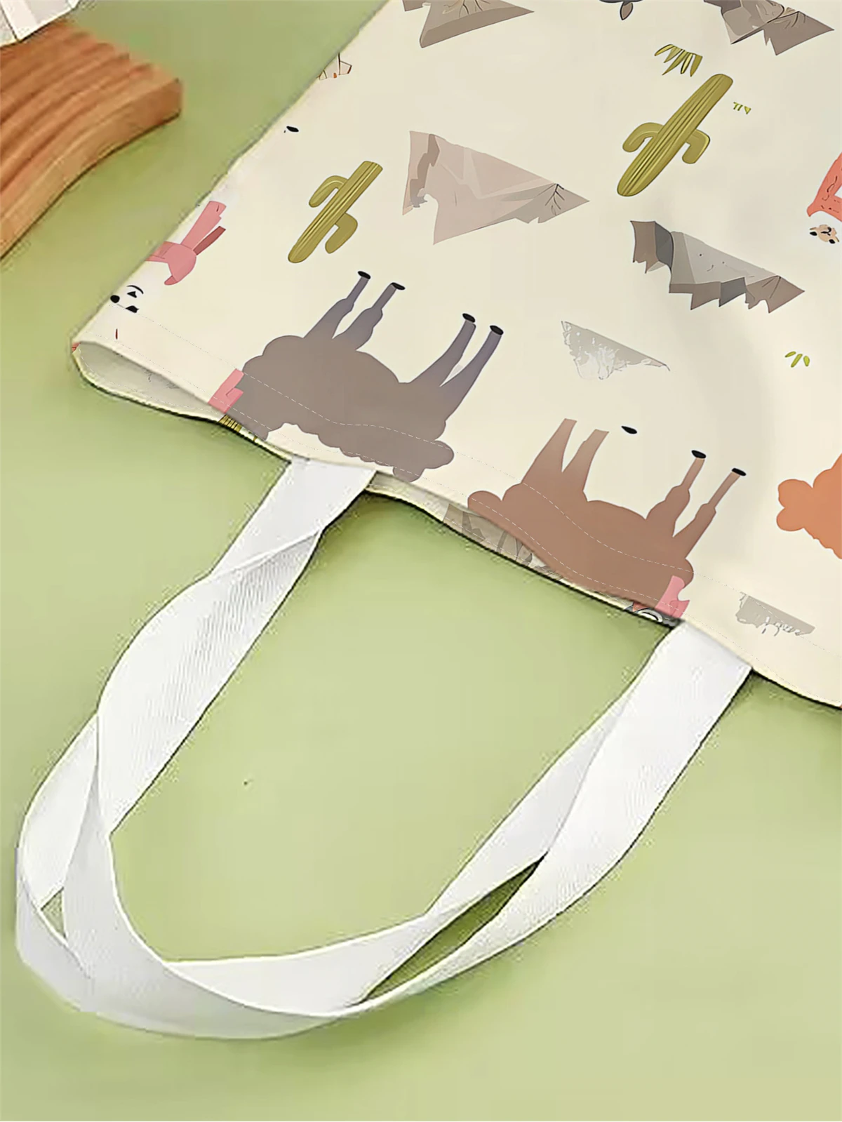 1pc,cartoon alpaca handbag, reusable fashionable handbag, multifunctional handbag, printed canvas shopping bag