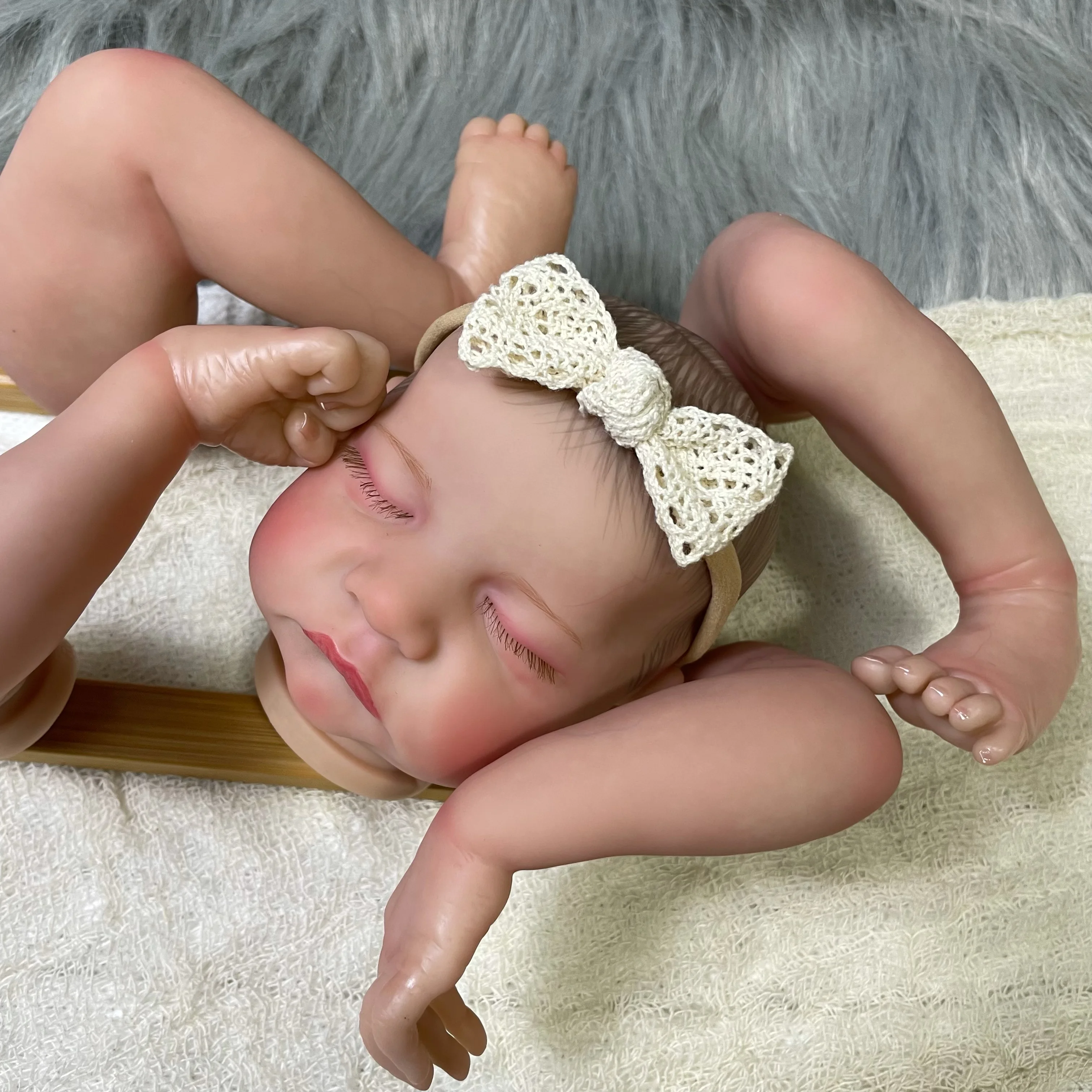 

19inch Already Painted Reborn Doll Parts Levi Lifelike Baby 3D Painting with Visible Veins Cloth Body Included