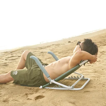 Sedia pieghevole da spiaggia per esterni Sedia portatile da terra regolabile per esterni Chaise Longue Supporto per mensola Poltrona Sedia rilassante salvaspazio