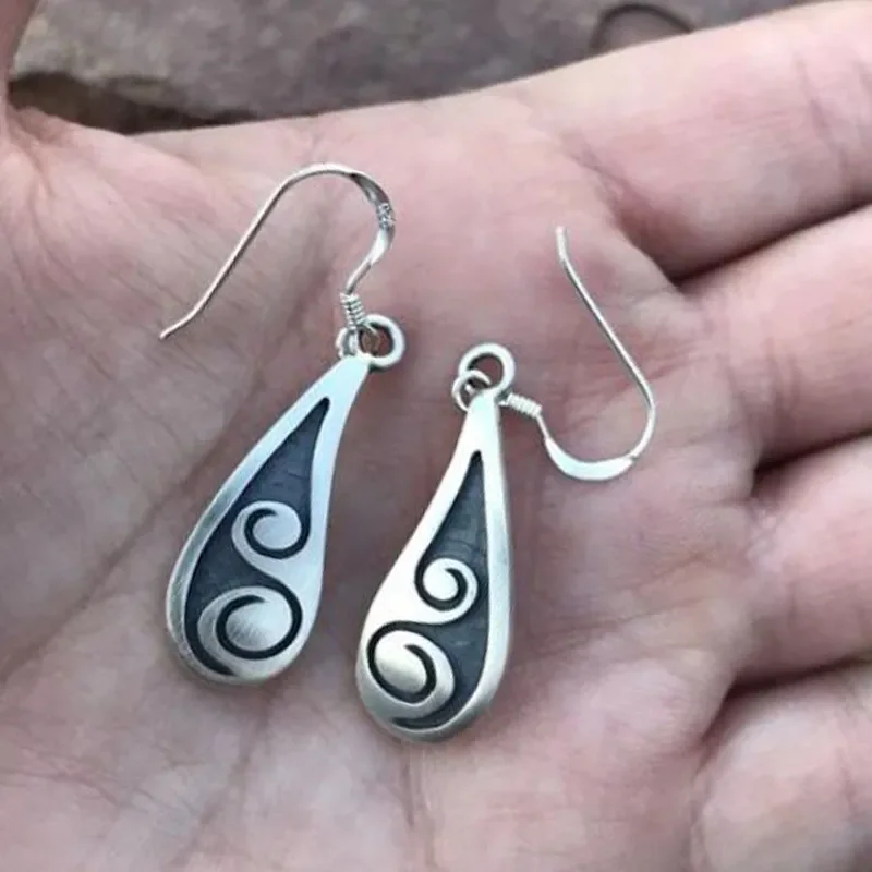 

Creative Retro Droplet Shaped Spiral Earrings Droplet Shaped Spiral Earrings Silver Color Metal Hook Dangle Earrings