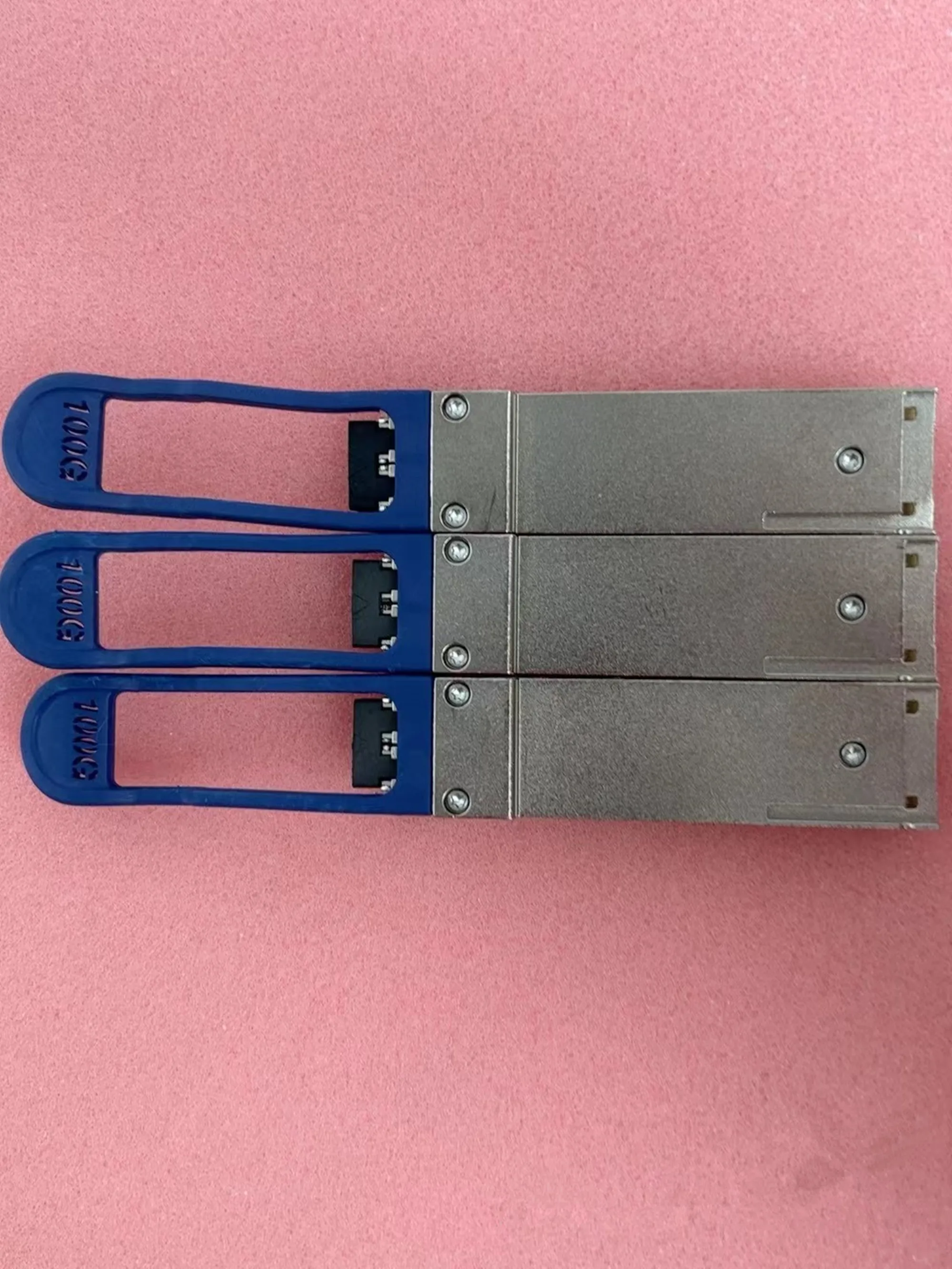 QSFP28 1310NM 100G 10KM Transceiver 100G-4*25-1310nm-10km-SM-QSFP28 34061522 LTA1304-PE+1 FTLC1152WGPLC-HW LC Interface