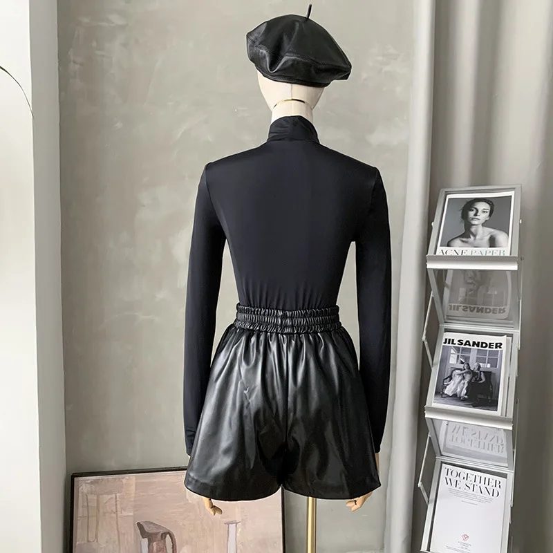 여성용 삼각형 로고 블랙 슬림 고탄성 캐주얼 티셔츠, 럭셔리 디자이너 터틀넥 긴팔 패션 타이드 보터밍 셔츠
