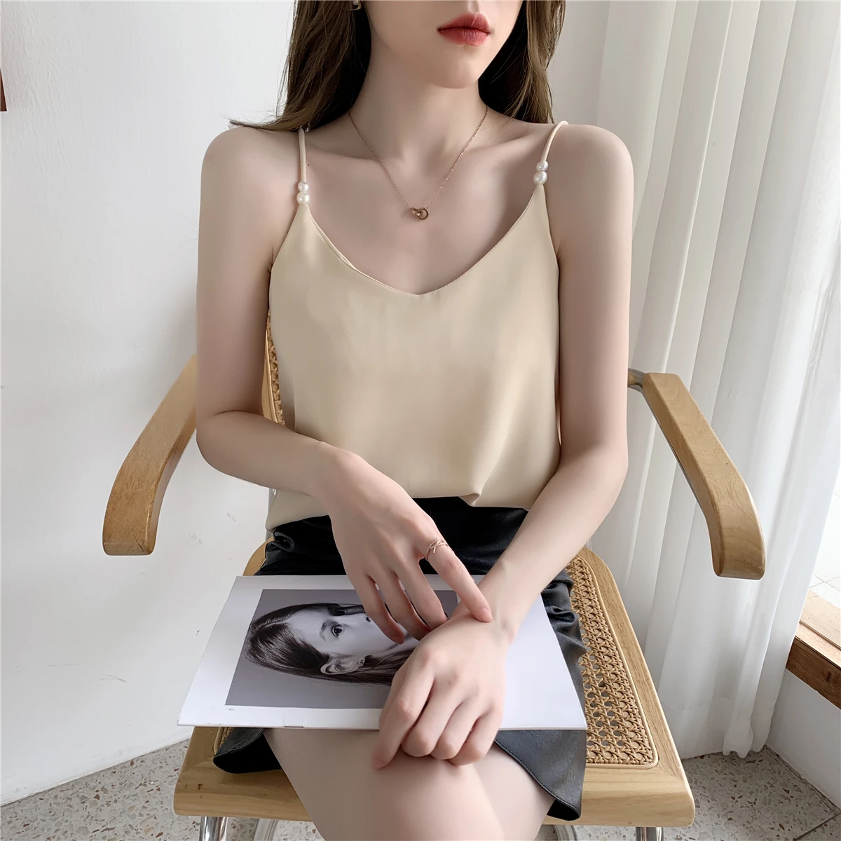 women's bra Sexy V-neck Camisole Women's Top Summer Loose Sleeveless Chiffon Women Tank Top jockey camisole