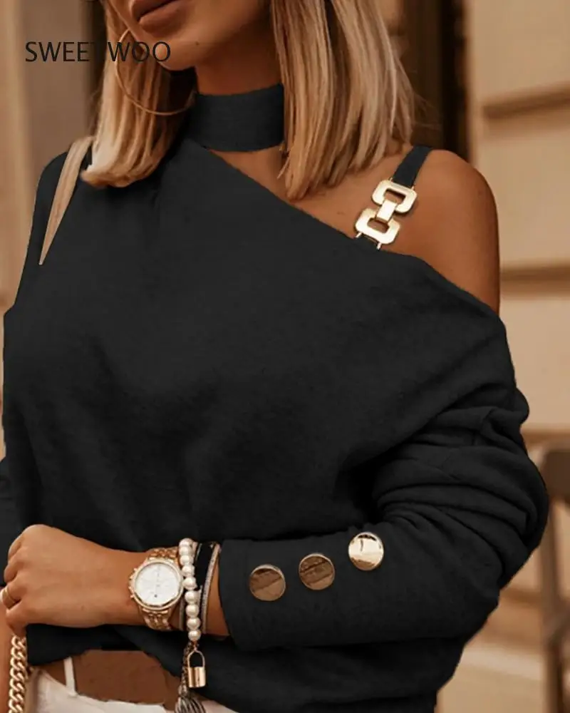 

Slanted Shoulder Chain Decorative Pullover T-Shirt Women Autumn 2021 New Fashion Casual Long-Sleeved Black Apricot Blouse Tide