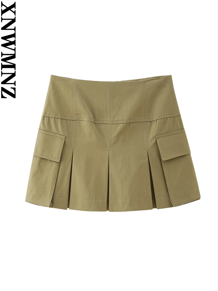 

XNWMNZ 2023 Women Fashion Box Pleated Skort Woman High Street High Waist Side Patch Pocket Zipper Female Chic Mini Short Skirt