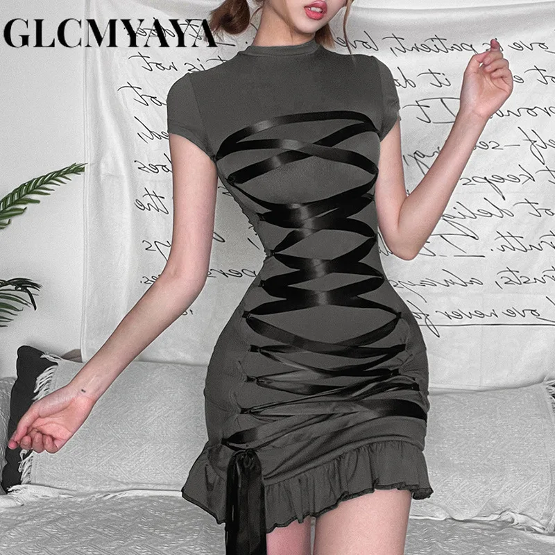 

Женское летнее платье-мини с круглым вырезом и коротким рукавом