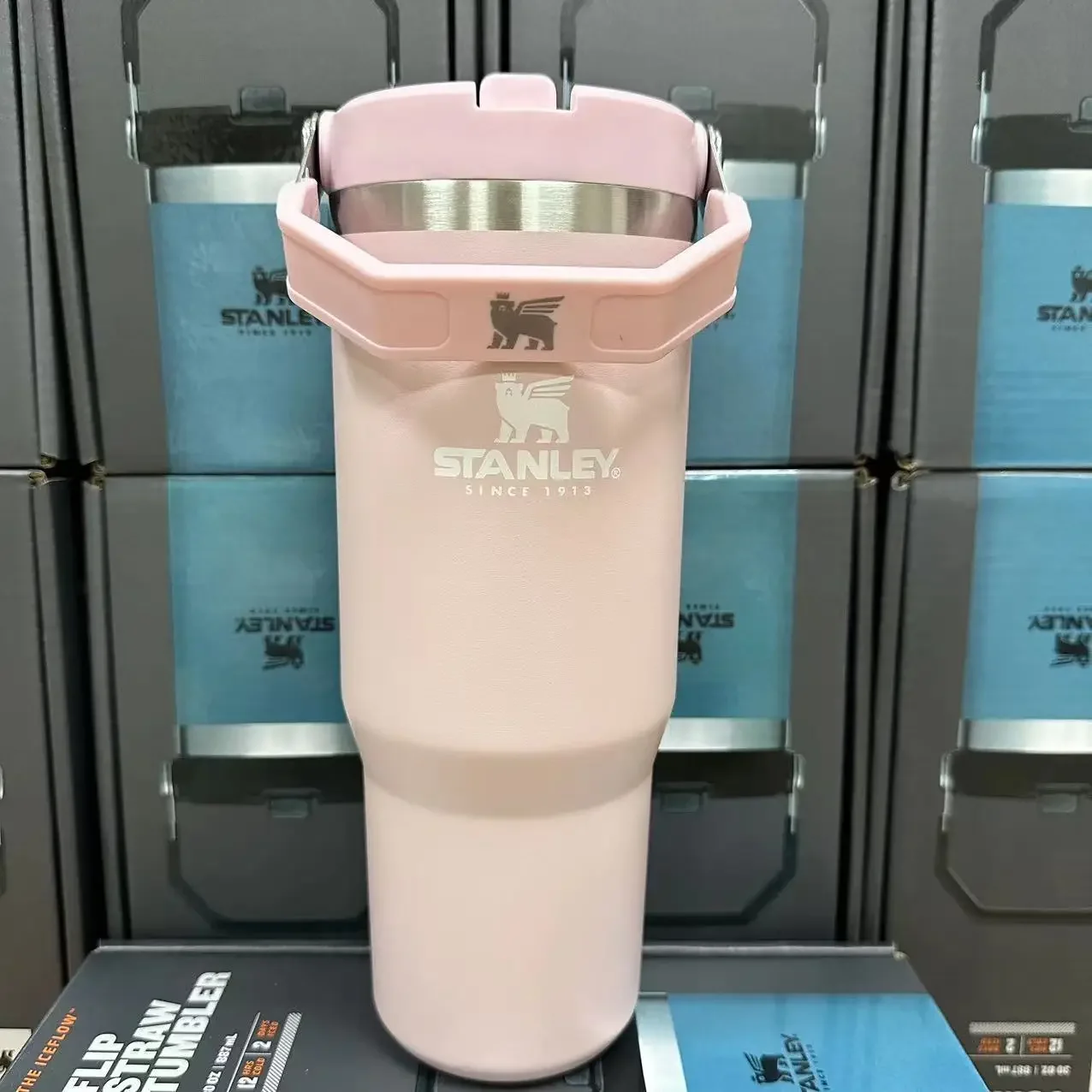 https://ae01.alicdn.com/kf/S1ff5aac0e72d4a1da532b299a144fddeh/Fashion-New-Stanley-30oz-887ml-STRAW-CUP-Tumbler-Leopard-with-Straw-Lids-Stainless-Steel-Coffee-Termos.jpg