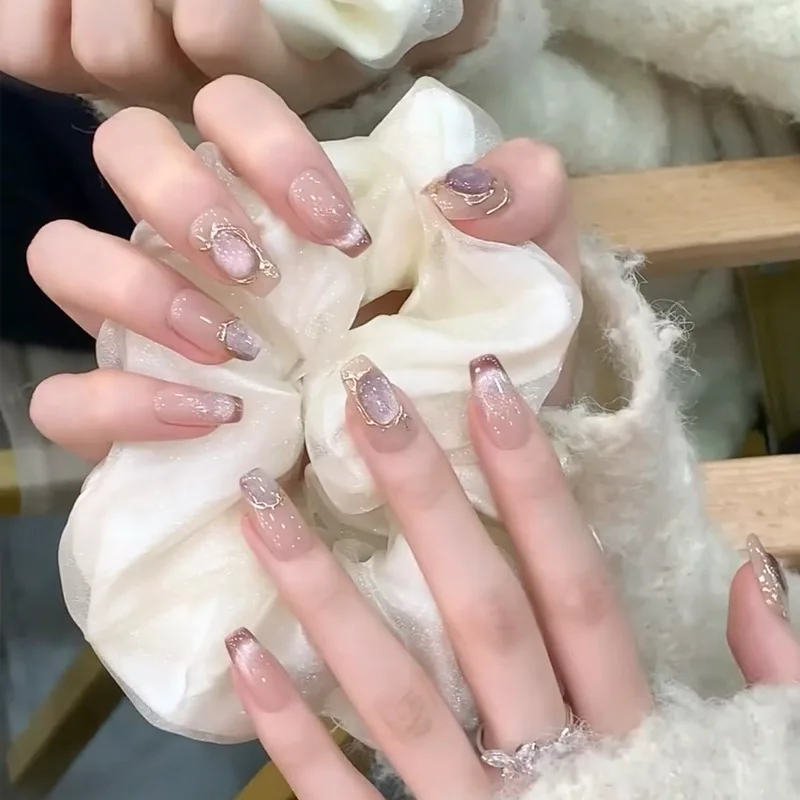 

24Pcs Gentle White Wearing False Nail Shine Luxury Cat Eye Finished Nail Sheet Reusable And Removable False Nail