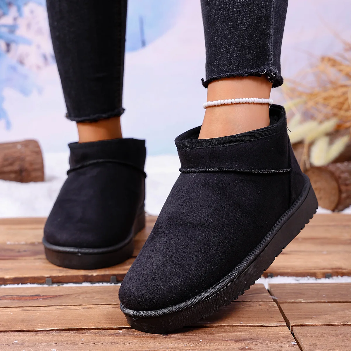 Winter Women's Short Snow Boots Plush Warm Casual Boots 2025 New Suede Chelsea Ankle Boots Thick-soled Women's Boots Plus Size