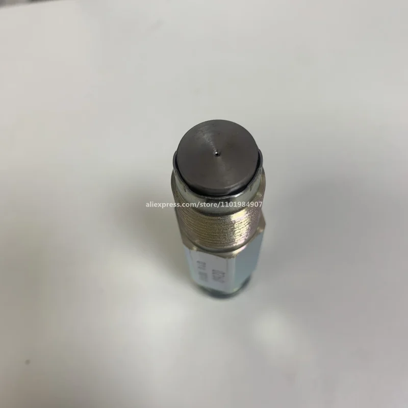 095420-0260 0954200260 High quality pressure valve Fuel injector Fuel pressure limiting valve for Isuzu 4HK1 6HK1