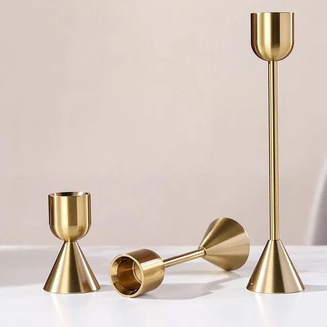 Luxury Golden Color Metal Candle Holders Candlestick Wedding Table Candle Stand New Year Bar Party Candelabra Home Decorations 3