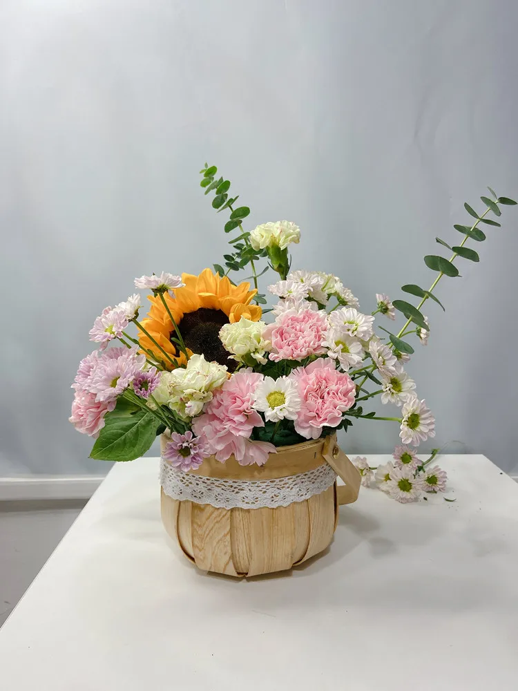 손으로 짠 크리스마스 선물 바구니 꽃꽂이 어머니날 여신날 스승의 날 꽃집 장식 컨트리 스타일