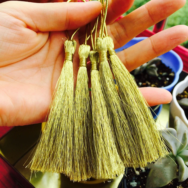 30/50/100Pcs 8cm Gold/Silver Wire Tassels Rayon Silk Blend for Jewelry Making DIY Crafts Curtain Trims & Gift Packaging Tassel Fringe Tassel Decoration Tassel Accessories Tassel Trim Mini Tassels Silky Floss Tassels