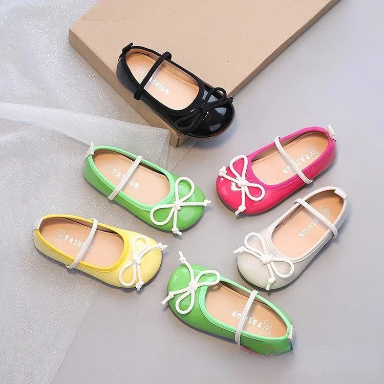 

Kids Princess Shoes 2024 Spring/Autumn Girls Flats with Simple Lacing Bow Round Toe Soft Sole Colored Leather Shoes for Show