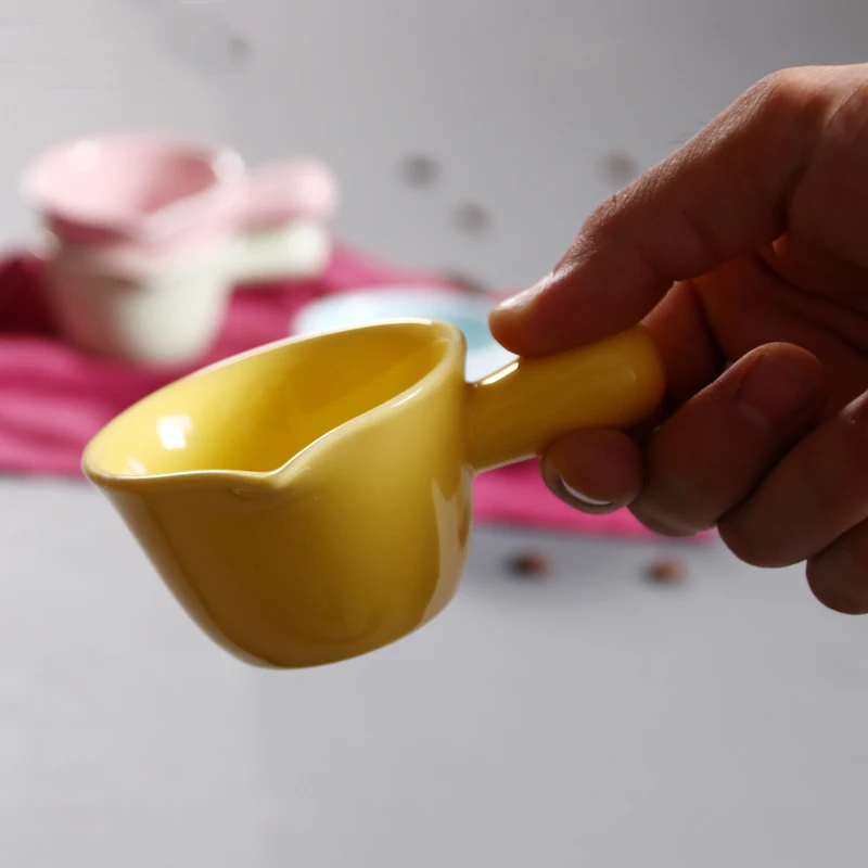 10 Petits Pots à Lait En Céramique Blanc - Bec Verseur En V, Poignée Ergonomique - Pour Café, Lait, Sauce - 5x4,8 Cm