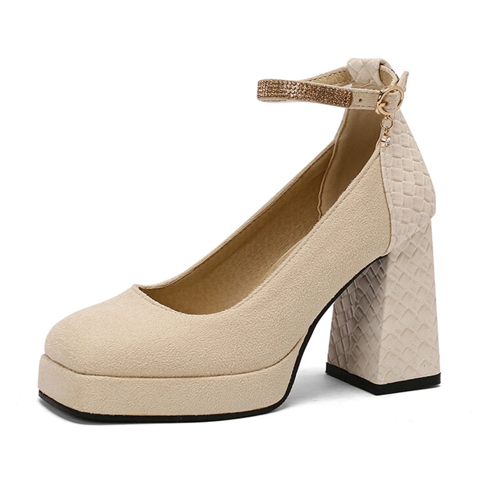 

Туфли-лодочки женские кожаные на высоком каблуке с квадратным носком и ремешком с пряжкой