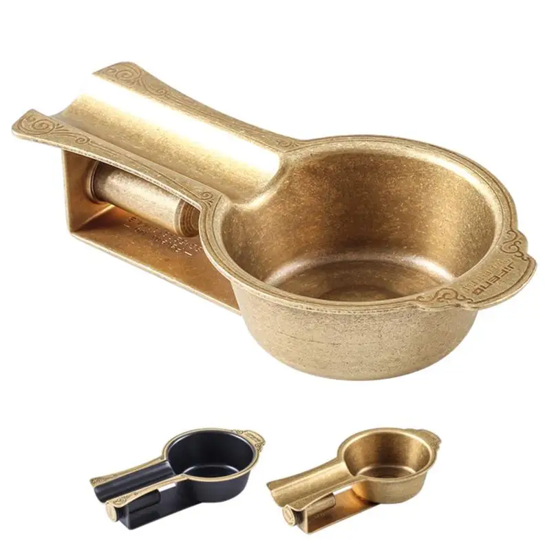 

Cigar ashtray with punch hole opener personality vintage pure copper portable ashtray