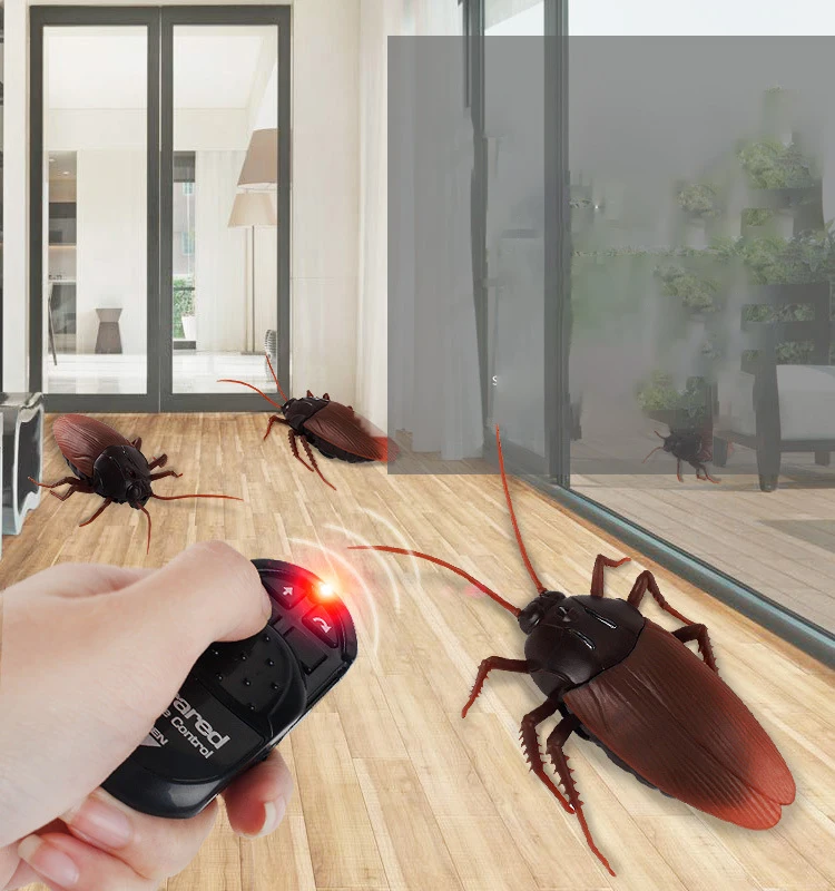 Prank toy,Infrared remote control electric cockroach,Simulated sensing cockroach,Practical Jokes Toys ,Insects Novelty Trick Toy