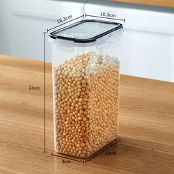 Stackable Food Storage Containers with Lids for Kitchen Pantry Organization (2.5L)