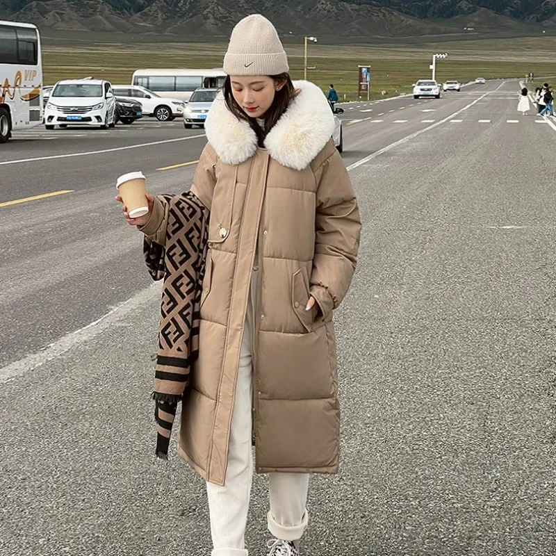 Рисунок 3 - Женский пуховик средней длины