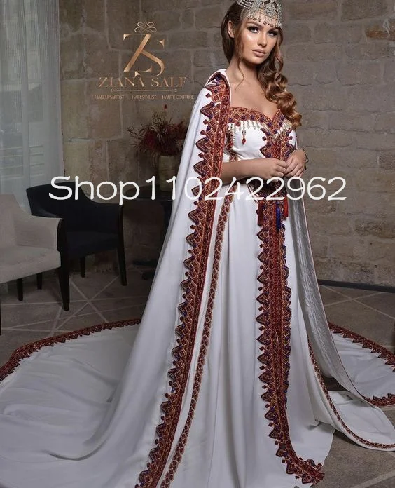 

Algerian Amazigh Arabic Prom Dresses with Cloak Cape Traditional Algerian kabyle jebba Embroidery Beaded Evening Gown