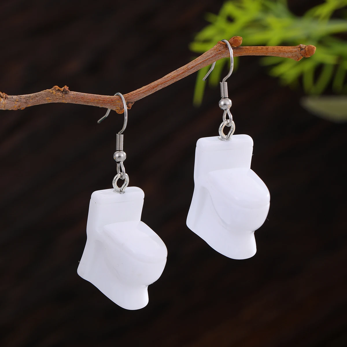 Stylish toilet earrings for gifts