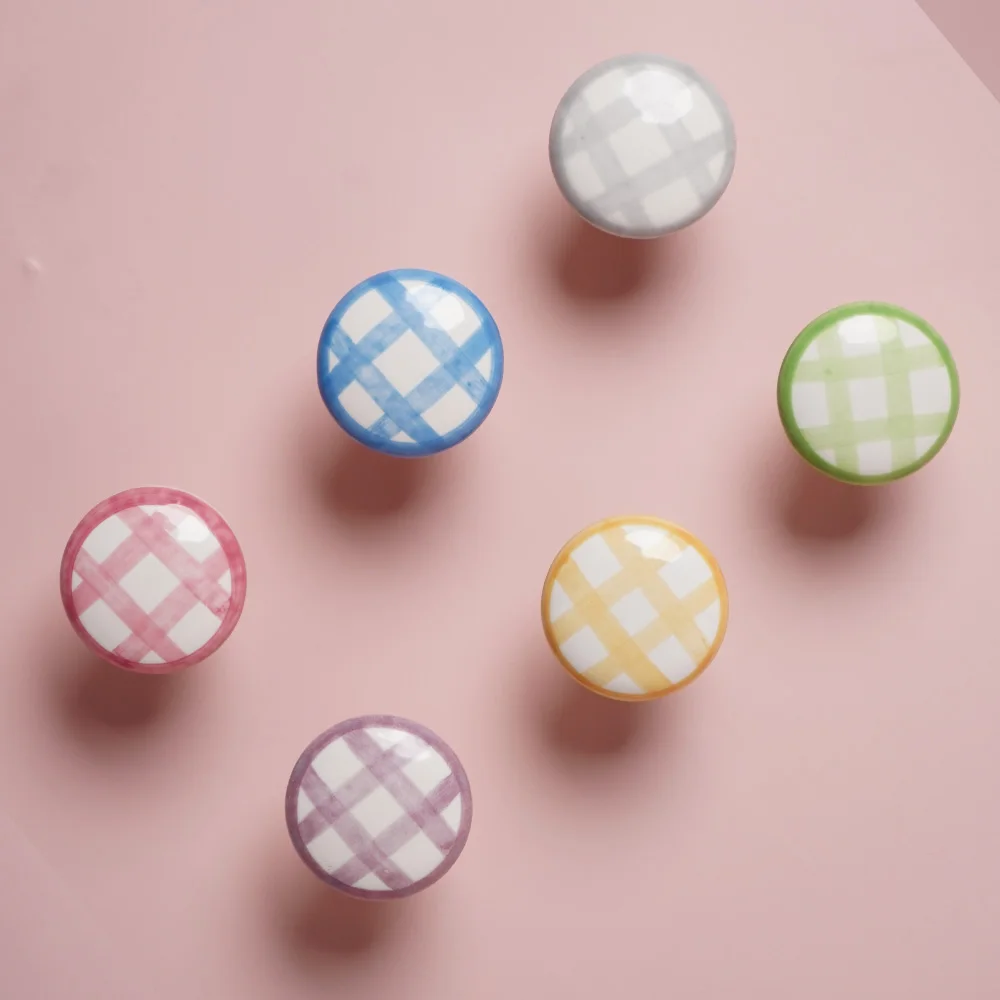 Vintage Checkered Brass Ceramic Pull 1