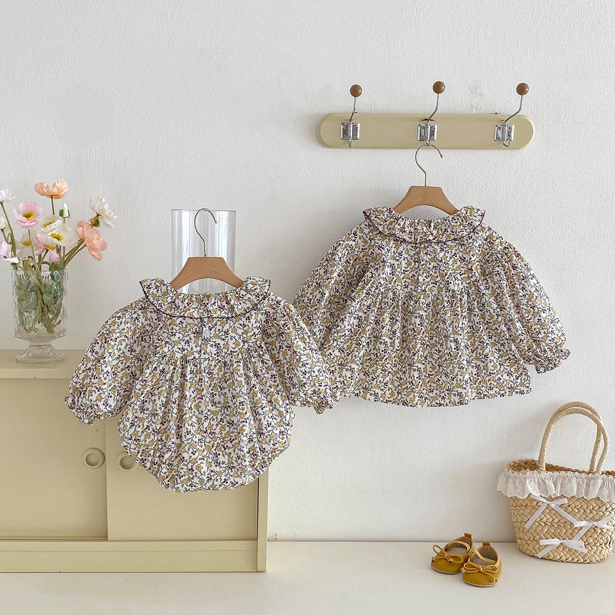 Kleinkinder Mädchen Blumenblusen Kinder Mädchen Puffärmel Geraffte Rüschen Tops Koreanischer Stil Baby Kinder Lose Hemden Kinderkleidung – Detail 1