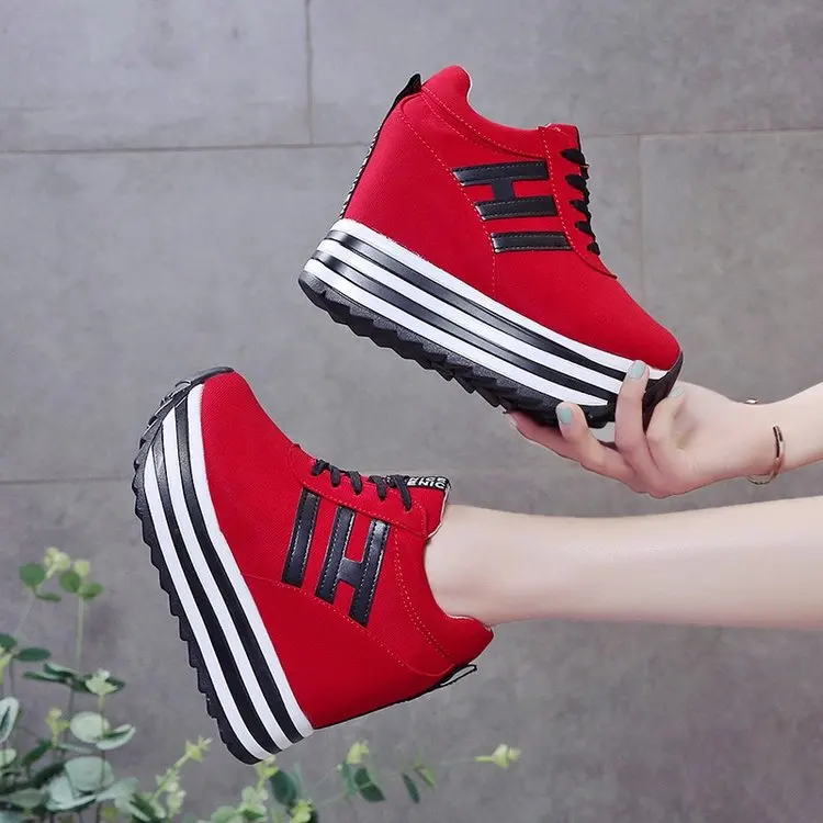 2022 New Winter Women Shoes Warm Fur Plush Lady Casual Shoes Lace Up Fashion Sneakers Platform Snow Boots Big Size 40