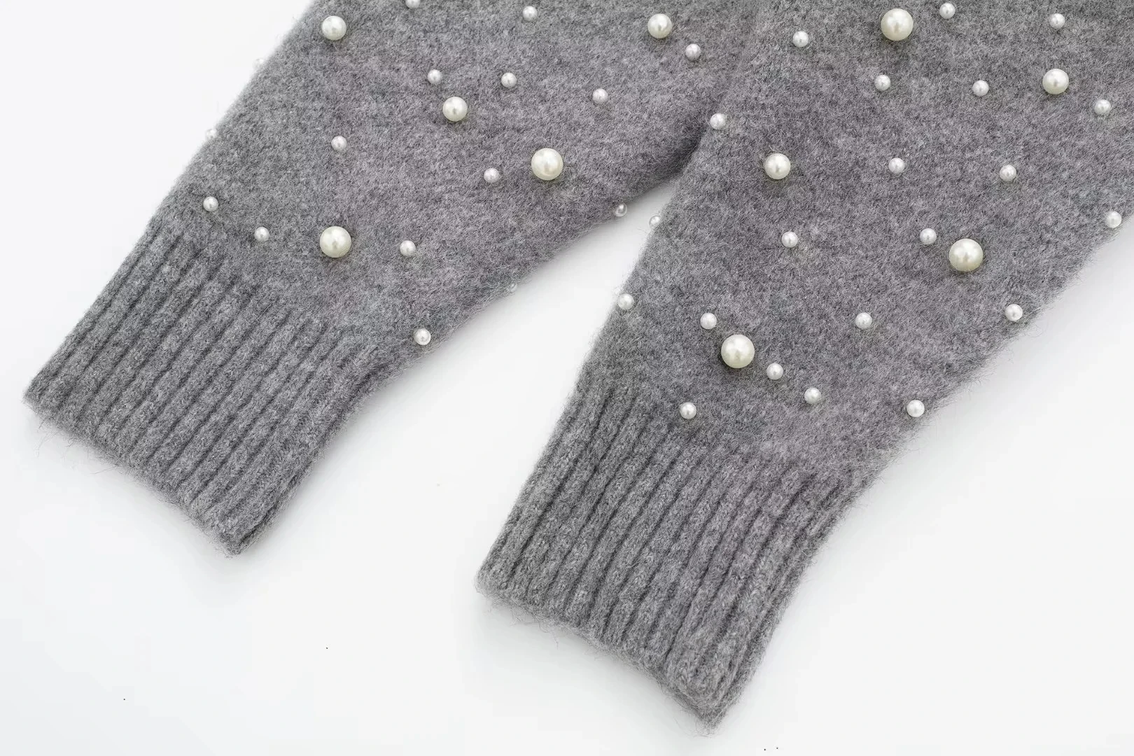 Women's Cardigan Sweaters Pearl Knitted Jackets Knitwear Long Sleeve Jumpers Knit Jackets inszar 2023 Gray Woman Sweaters Jacket