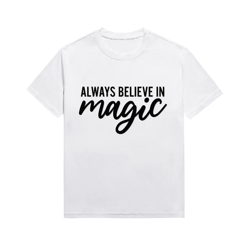 

Женская футболка с надписью «Always Believe In Magic Melanin»