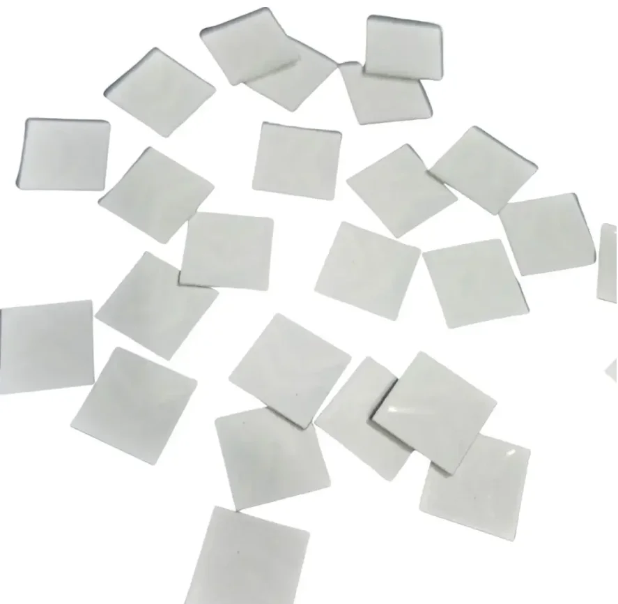 Рисунок 4 - квадратные овальные наклейки для автомобильных ключей